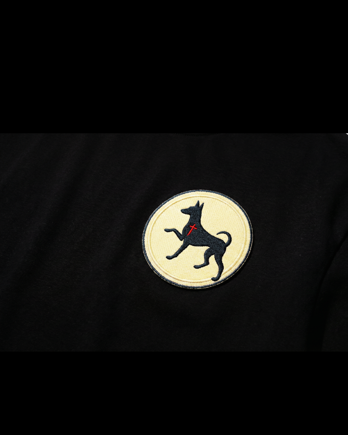 The Emblem Signature Crest Relax Zipp